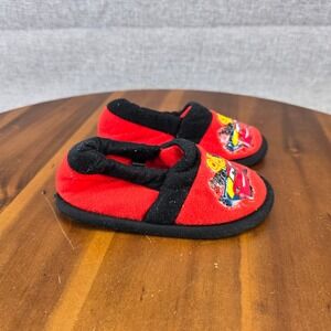Disney Pixar Cars Lightning McQueen Slippers Kids Size‎ S/5-6 Red Black